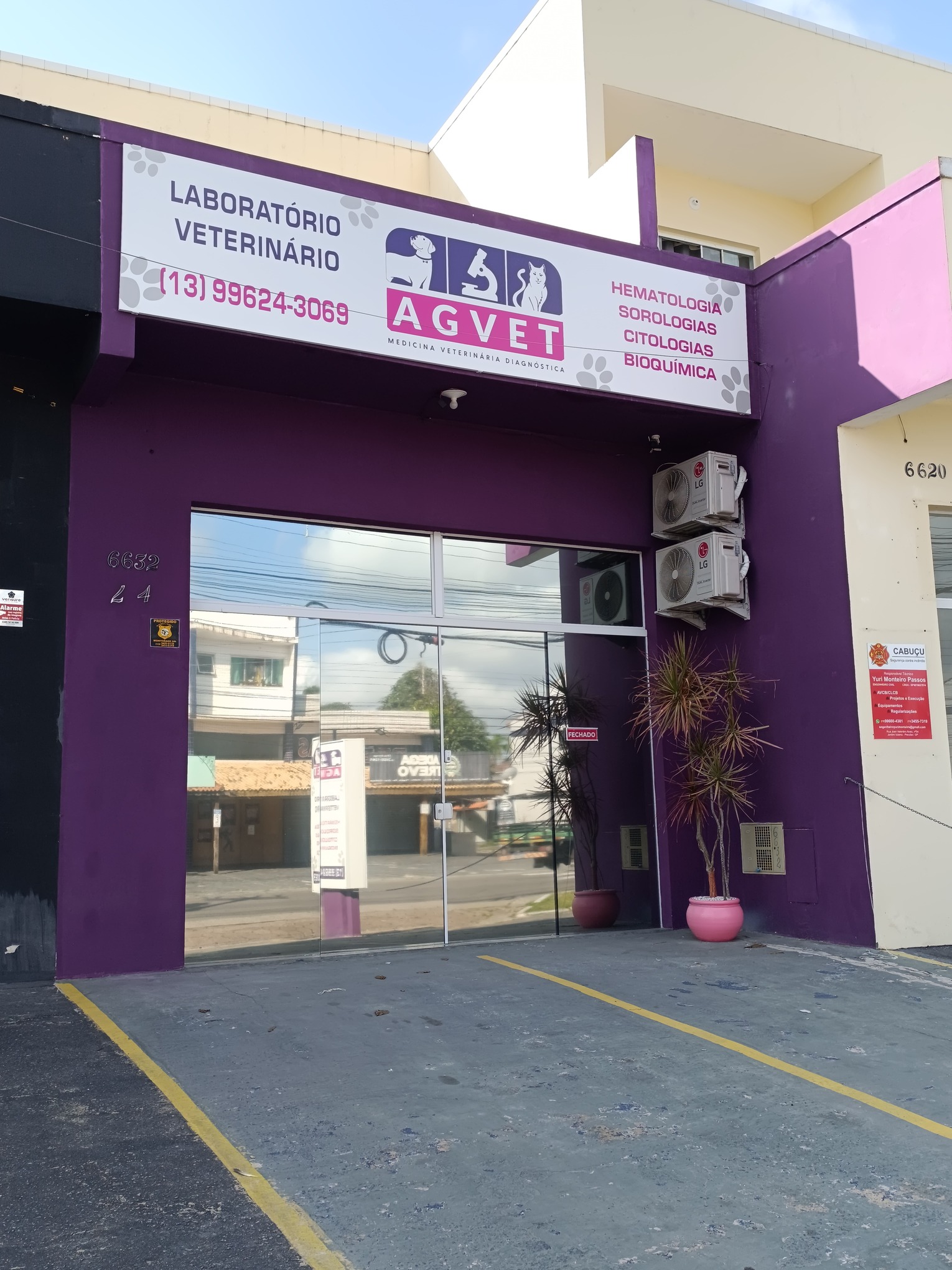 Fachada do laboratório AGVET em Peruíbe